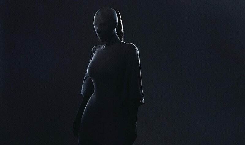 Ini Sosok Pria Gelap Misterius yang Dampingi Kim Kardashian di Met Gala 2021