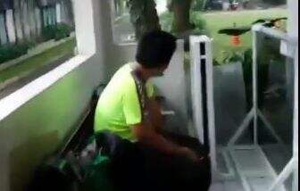 Kronologi Sekuriti Ngintip Wanita Buang Air Kecil