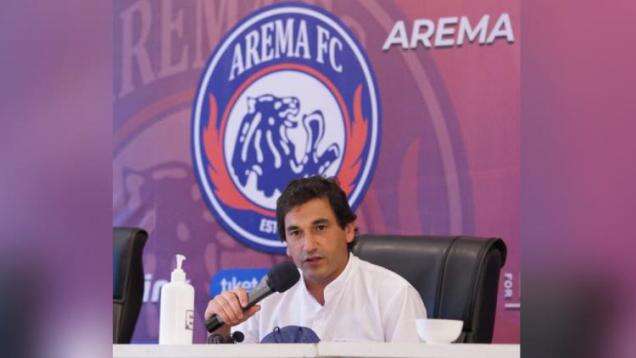 Fokus Persiapan, Pelatih Arema FC Enggan Membahas Kekuatan PSS Sleman