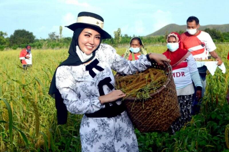 Bella Shofie Buka Lapangan Pekerjaan Ibu-ibu yang Terdampak Pandemi Covid-19