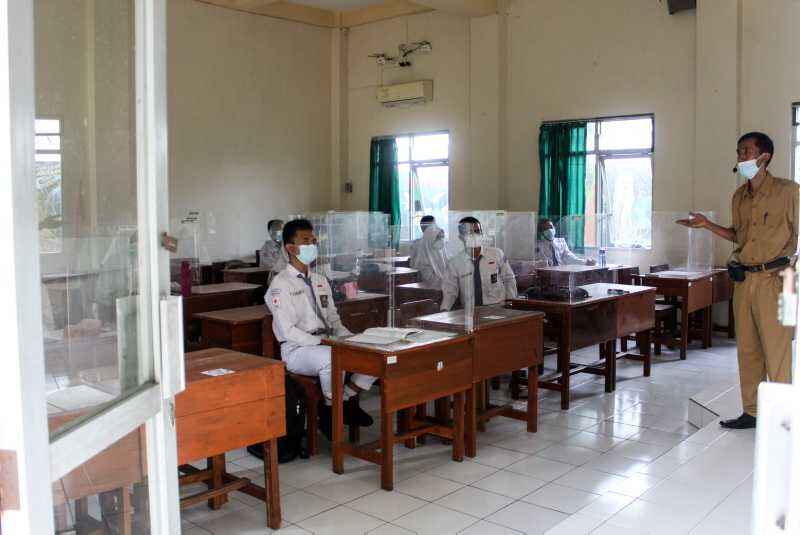 Peran Pendidik Menguatkan Ideologi Pancasila