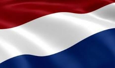 Belanda Selidiki Pengunjuk Rasa Covid-19 Pakai Atribut Nazi