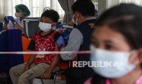 Disdik Mataram Wajibkan Siswa Divaksin Covid-19