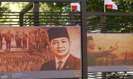 Cerita Unik Mahfud MD tentang Gus Dur dan Presiden Soeharto