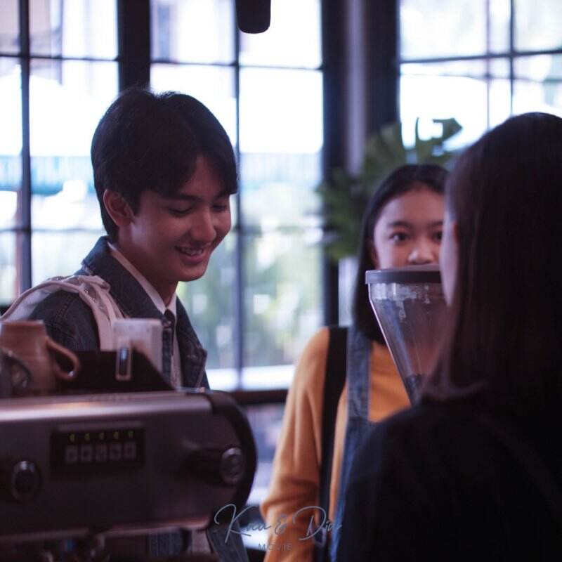 Hangatnya Persahabatan dan Cinta dalam "Film Kau Dan Dia"