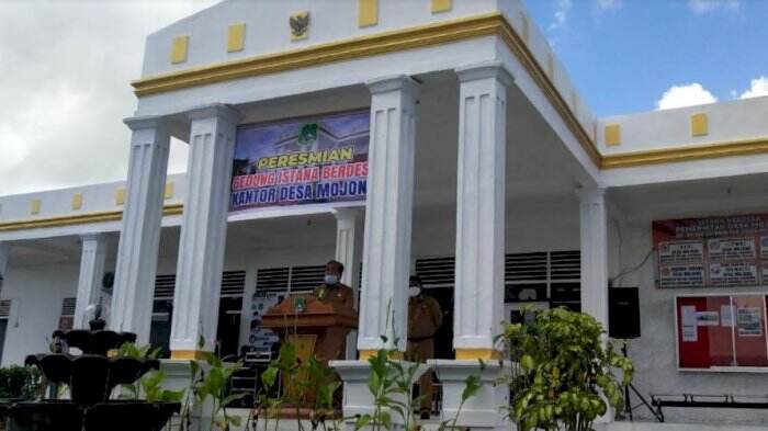 Bupati Sidrap Resmikan Gedung Istana Berdesa Mojong, Kantor Desa Mirip Istana Merdeka