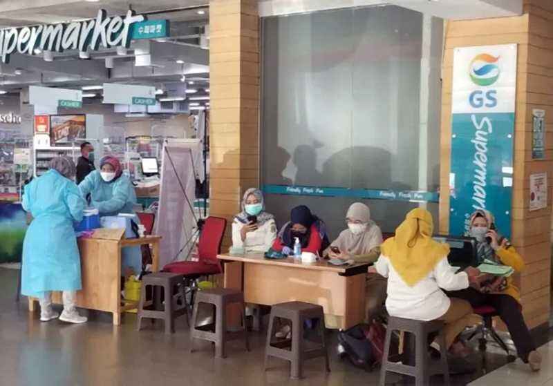 Kota Bekasi Buka Gerai Vaksinasi di Mal
