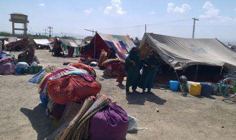 Pakaian Wanita Afghanistan dan Aksi Protes Tandingan