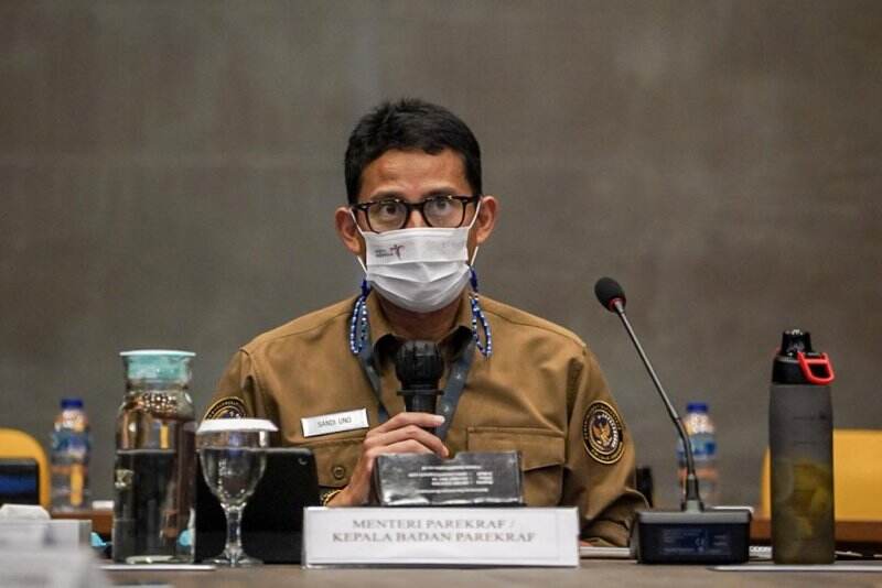 Beri Bantuan Rp8 Miliar ke Pelaku Ekraf, Sandiaga: Buka Lapangan Kerja Seluas-luasnya