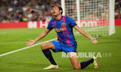 Pique Kecam Cemoohan Fan Barcelona kepada Sergi Roberto