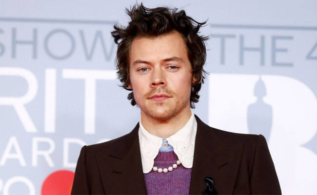 Melihat Adegan `Panas` Harry Styles dalam Teaser Don`t Worry Darling