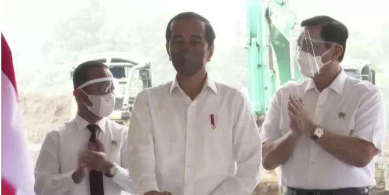 Jokowi: Indonesia Harus Secepatnya Keluar Dari Jebakan Pengekspor Bahan Mentah