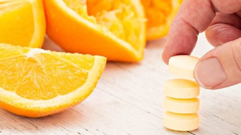 Minum Vitamin C Warna Urine Jadi Kuning, Wajar atau Bahaya?