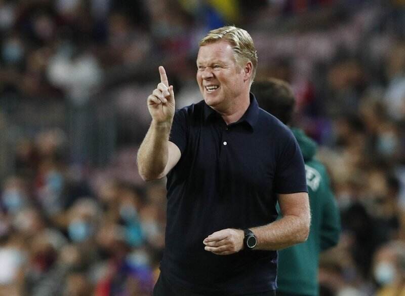 Barcelona Dibantai Bayern Munich 0-3, Spanduk `Koeman Out` Hiasi Camp Nou