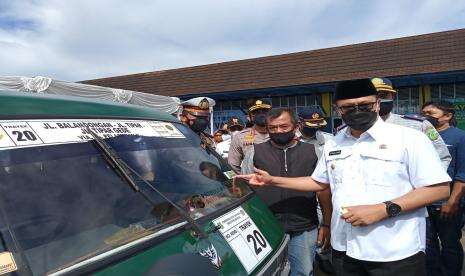 Sukabumi Launching Stiker Saya Sudah Divaksin ke Masyarakat