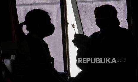Akademisi: Vaksinasi Covid-19 Ikhtiar untuk Tetap Sehat