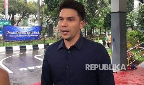 Jonathan Frizzy Lengkapi Bukti Dugaan KDRT Sang Istri