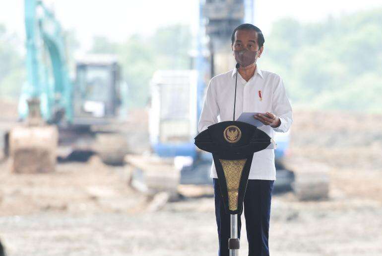 Groundbreaking Pabrik Industri Baterai Kendaraan Listrik Bye-bye… Era Kejayaan Komoditas Bahan Mentah