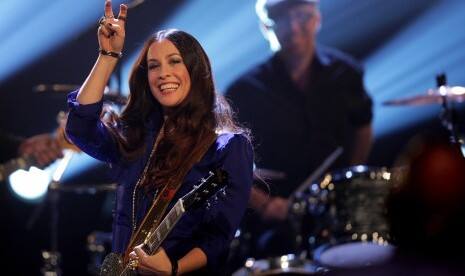 Kritik Keras Alanis Morissette untuk Film Dokumenternya