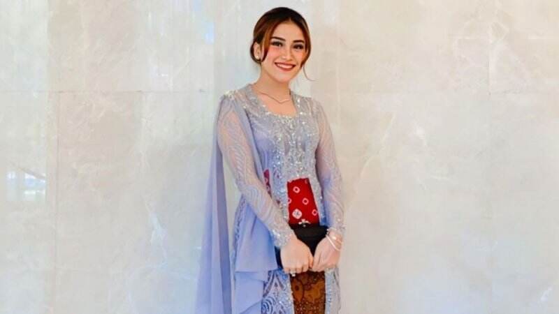 Diejek Gak Pernah Rasakan Duduk di Bangku Pelaminan, Ayu Ting Ting Geram Gak Terima: Ngerasain Dulu Sekali-kalinya...