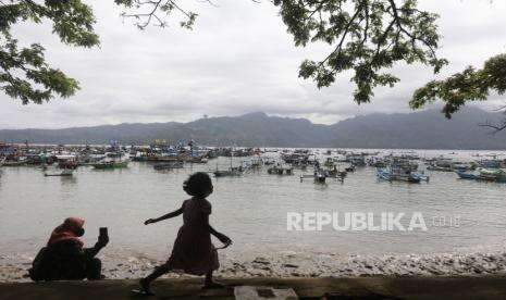 Nelayan Pantai Popoh Difasilitasi Urus Perizinan Gratis