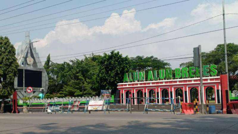 Brebes Level 4 Lagi, Alun-alun Kembali Ditutupdan Steril dari Pedagang Kaki Lima