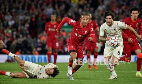 Calabria Akui Milan Kesulitan Imbangi Tempo Liverpool