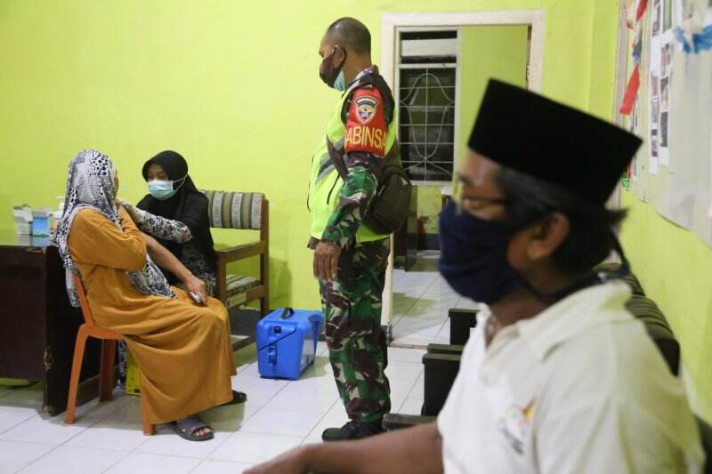 Hadapi Virus Varian Baru, Masyarakat Harus Tetap Vaksin