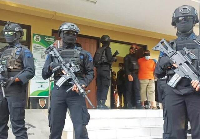 11 Tahanan Kasus Terorisme dari Polda Jatim Dipindah ke Jakarta
