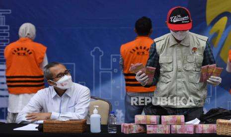 KPK Lakukan OTT di Kalimantan Selatan