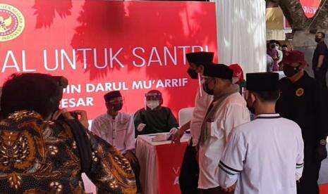 BIN Vaksinasi 72 Ribu Pelajar dan Warga di 10 Provinsi