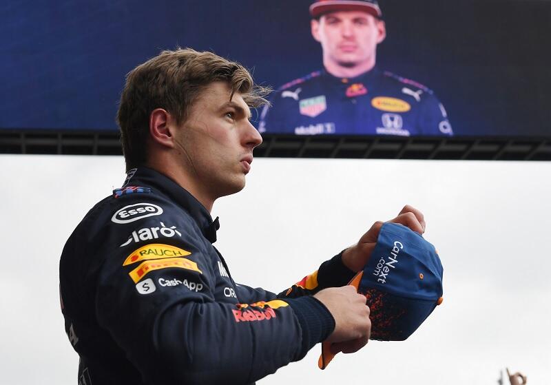 Terlibat Insiden dengan Hamilton di F1 GP Italia 2021, Verstappen Tuai Kritikan