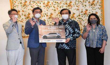KBRI Seoul Jadi Perwakilan RI Pertama Pakai Mobil Listrik