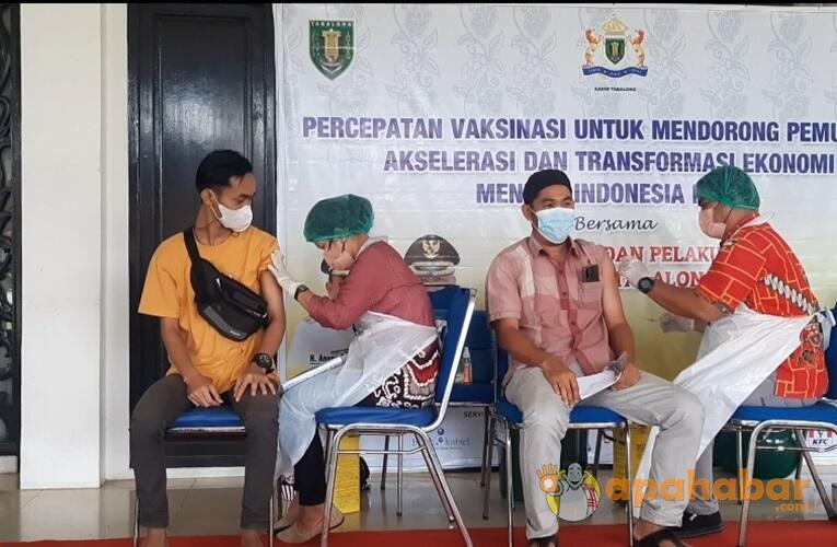 Kadin Tabalong Gelar Vaksinasi Covid-19, Seribu Warga Ikut Ambil Bagian
