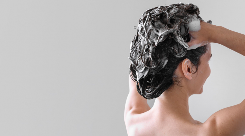 Apakah Keramas Setiap Hari Baik bagi Kesehatan Rambut?