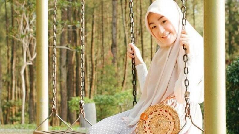 Akun Fans Larissa Dilabrak, Tanggapan Larissa Chou Bikin Adik Ipar Alvin Faiz Telan Ludah!