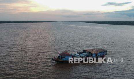 In Picture: Jasa Penyeberangan Kapal Tradisional Sungai Kahayan