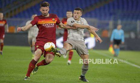 Gelandang AS Roma Tekankan Tim Harus Segera Bangkit