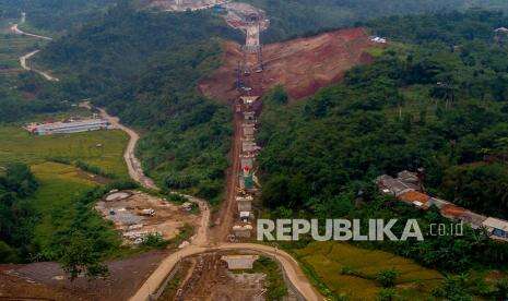 KCIC Antisipasi Titik Rawan Banjir dan Longsor