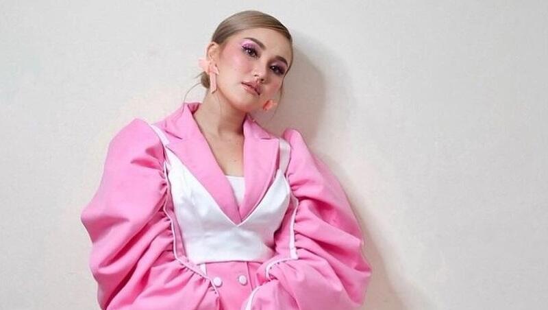 Cantiknya Ayu Ting Ting Bergaya ala Idol K-Pop, Netizen Sebut Mirip Lisa BLACKPINK!