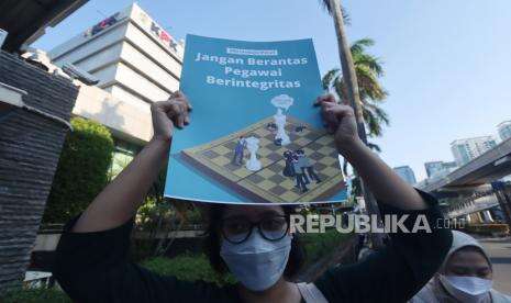 Akan Jadi Warisan Jokowi: Revisi UU Hingga Pemecatan di KPK