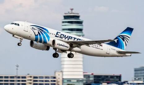 Penerbangan EgyptAir Pertama Mendarat di Tel Aviv