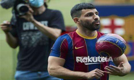 Sergio Aguero Sudah Bisa Merumput Bela Barcelona Bulan Ini