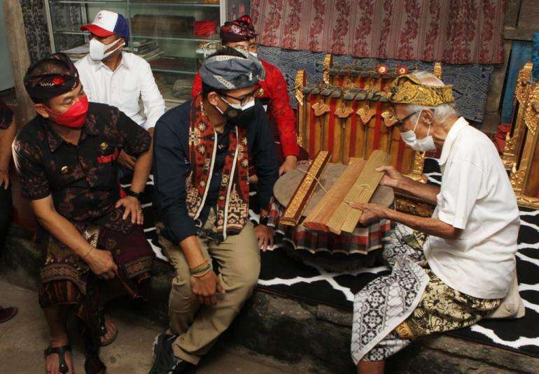 Dikunjungi Sandi, Penulis Lontar Bali Panjatkan Doa Khusus