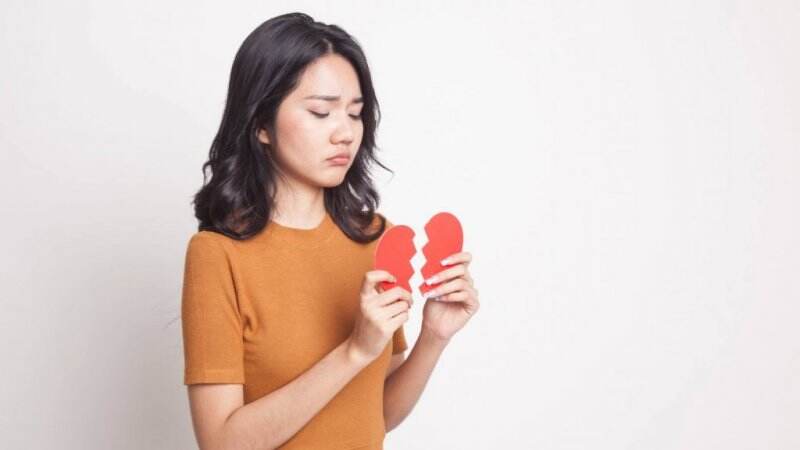 Don`t Be Sad! Patah Hati Bisa Memberikan 3 Manfaat Baik Bagi Kesehatan Mental Lho