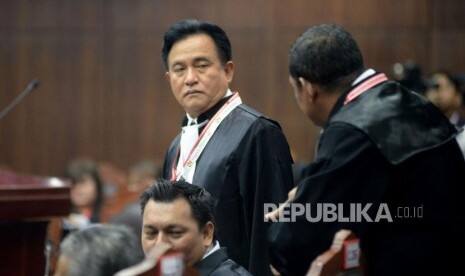 Yusril: Kalau Demokrat Pusing dengan Moeldoko, Biarkan Saja