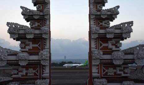 14 Oktober, Pemerintah Kembali Buka Bandara Ngurah Rai