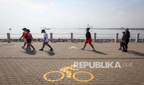 DKI Selidiki Penyebab Limbah Parasetamol di Teluk Jakarta
