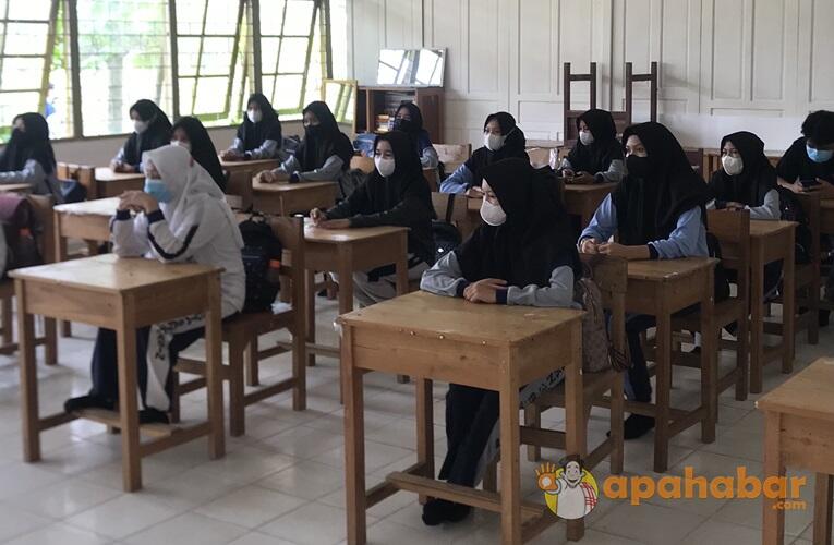 PPKM Level IV, Disdikbud Kalsel Intruksikan PTM Terbatas SMA di Banjarmasin Dihentikan