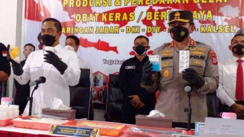 Dua Pemilik Pabrik Obat Ilegal Beromset Rp2 Miliar Sehari di Jogyakarta Ditangkap